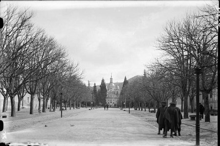 Consulta fotografías en la web de la Fototeca del Patrimonio Histórico Español