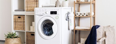 Los expertos se ponen de acuerdo sobre colocar la lavadora en el baño: "Si dentro del baño tienes un rincón de esos que parecen no servir para nada, entonces perfecto"