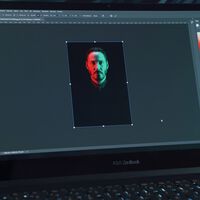 Alguém já usou o Opus 5.5 para recodificar do zero toda a suíte da Adobe, incluindo o Photoshop? 