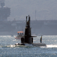 EEUU enfrentó su portaaviones invencible con un submarino minúsculo de Suecia. El zasca fue antológico durante años 