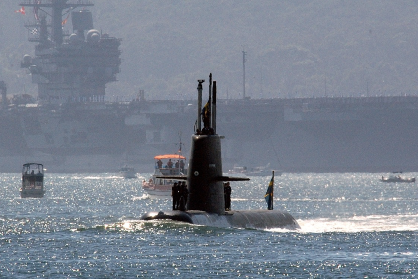 EEUU creía que tenía un portaaviones invencible. Hasta que Suecia lo "tumbó" una y otra vez con un submarino diminuto