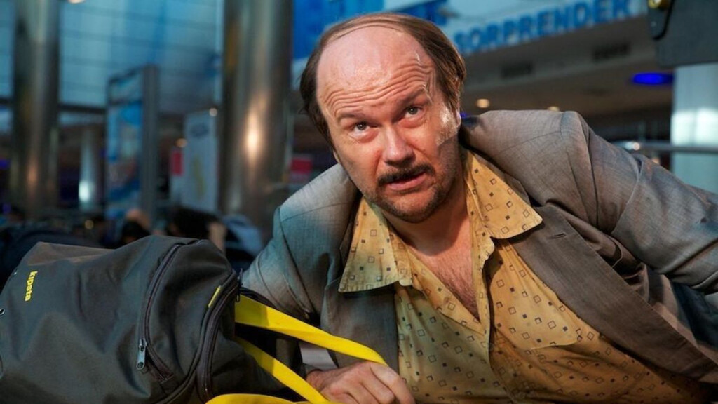 Santiago Segura critica a la «prensa masoquista» e ironiza con que paguen para ver ‘Torrente Presidente’. Se le olvida que él es el culpable de eso