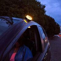 Ya se puede utilizar la nueva señal luminosa de emergencia V-16, ¿por qué es recomendable tenerla?