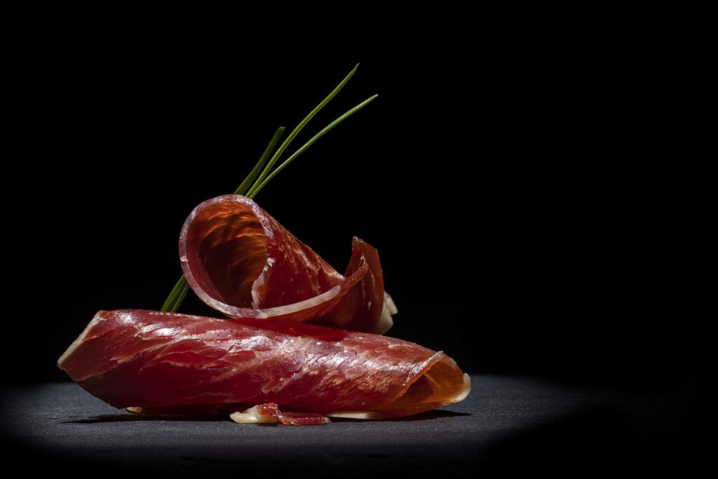 La oferta de Alcampo en jamón ibérico listo para servir e ideal para disfrutar de un buen aperitivo sin complicaciones