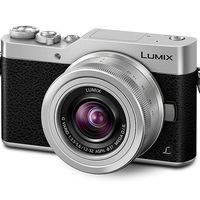 En El Corte Inglés tienes la Panasonic Lumix DC-GX800 por 100 euros menos hasta el 14 de marzo