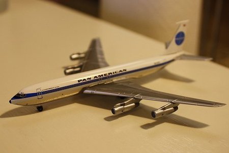 Boeing y EADS pugnan por 35.000 millones de dólares