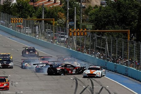 salida-segunda-carrera-fia-gt1-potrero-de-los-funes.jpg