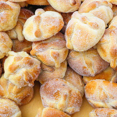Nunca en una bolsa de plástico: cómo guardar el pan de muerto para que te dure hasta el 2 de noviembre sin moho 