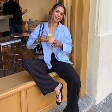 Los pantalones fluidos más elegantes y bonitos de Mango ya están de rebajas: amplios y con cintura elástica para ir cómoda 24/7 