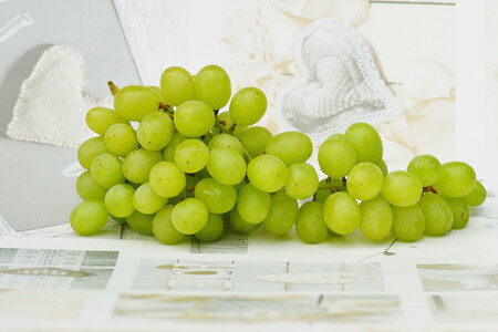 ¿Te han sobrado uvas de Nochevieja? Así puedes aprovecharlas en la cocina (y empezar a comer más ligero y sano)