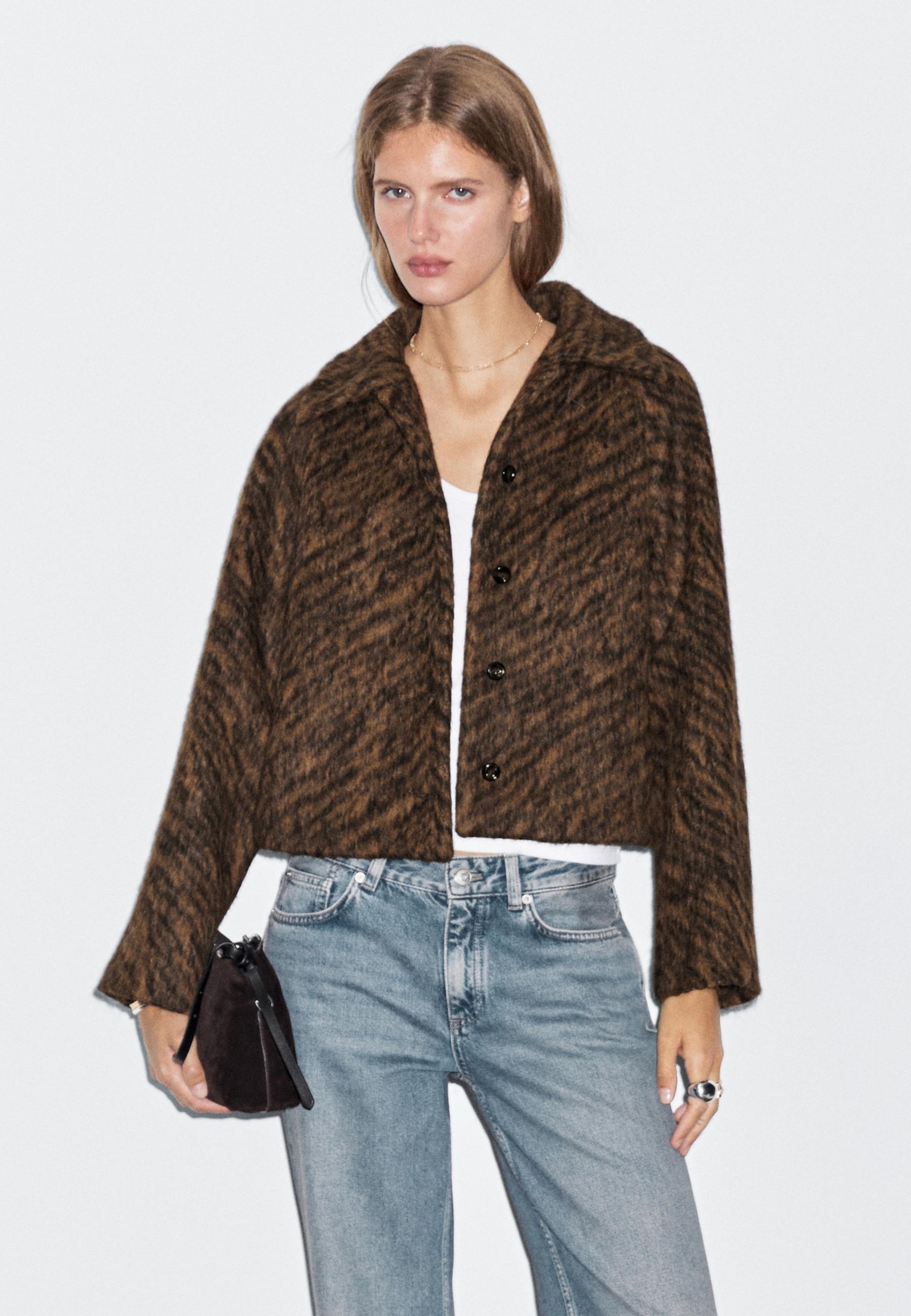 Abrigo de pelo animal print 