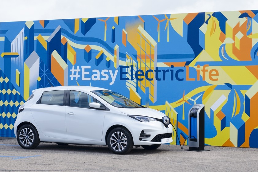 Renault ZOE 2020, primeras impresiones: un coche eléctrico honesto que evoluciona hacia los 400 km de autonomía