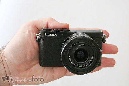 Lumix GM1, toda la información sobre la nueva y diminuta Micro Cuatro Tercios