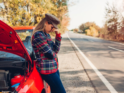 Qué hacer (y qué no hacer) si te quedas tirado en la carretera 