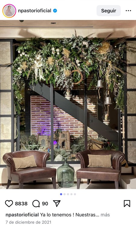 El interior y el exterior se conectan a través de cristaleras y puertas. /@npastorioficial