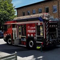 “No podemos confiarnos de experimentos en emergencias”: los bomberos no querían, pero les cambiaron camiones a diésel por unos eléctricos. Ya tienen claro cuál es mejor