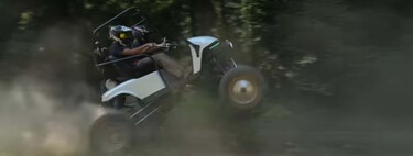 Un carrito de golf con motor de una Yamaha R1 de 180 CV. ¿Qué podría salir mal? Este vídeo lo responde