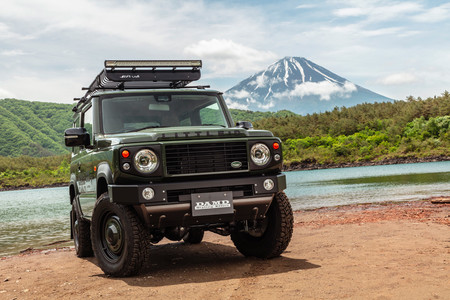 De Suzuki Jimny a Land Rover Defender, o cómo convertir el pequeño 4x4 en el todoterreno clásico por excelencia