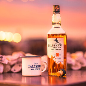 Este whisky se elabora en una de las destilerías más antiguas de Escocia y todo sibarita debería probarlo