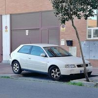 Las consecuencias de dejar el coche tirado en cualquier parte: todas las multas por aparcar mal
