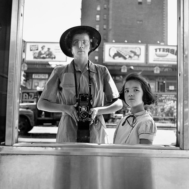 "Vivian Maier. In Her Own Hands", descubre a la niñera-fotógrafa.