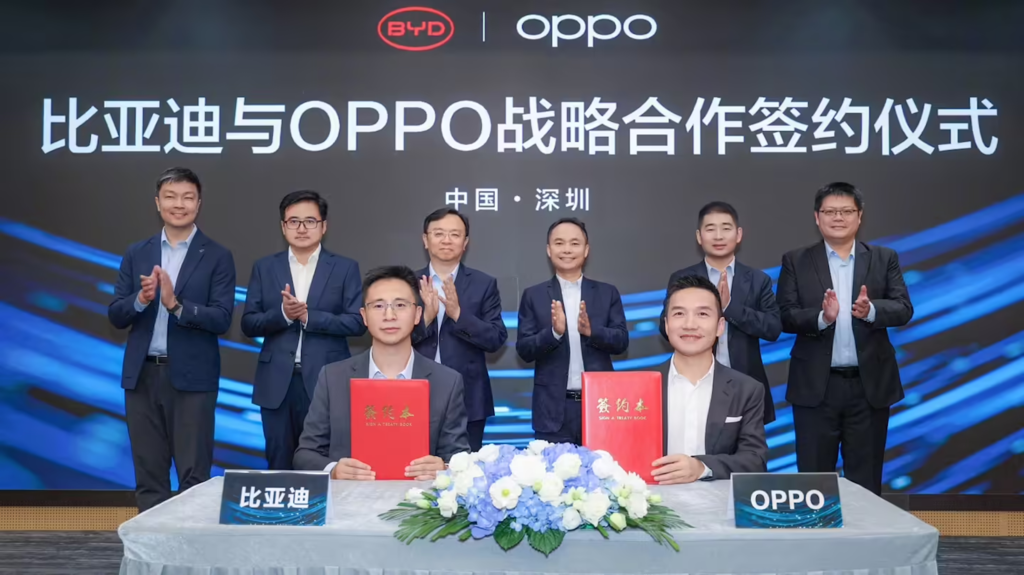 OPPO era uno de los que faltaba por entrar en la industria automovilística. Lo hace a lo grande junto a otro gigante chino 
