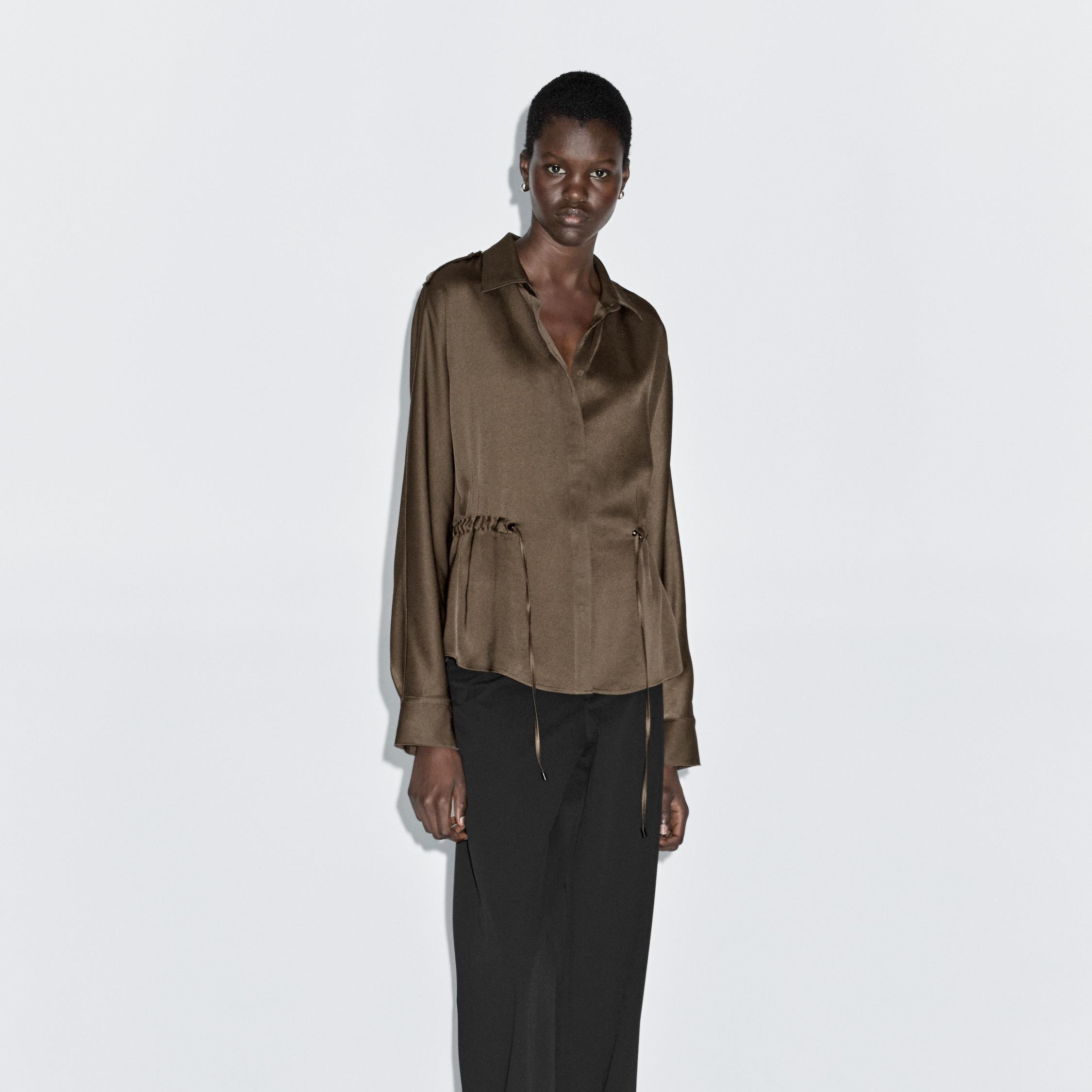 Camisa fluida detalle cintura