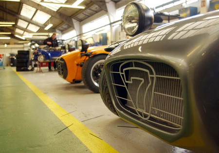 Caterham vende más en plena crisis