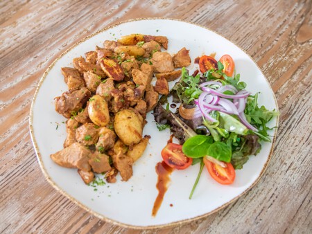 Cochino Frito C Olivo Corso