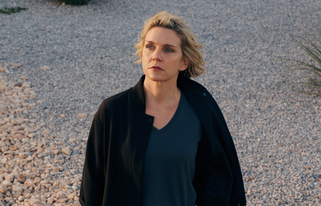 No te esperes la segunda temporada de Pluribus pronto: Vince Gilligan avisa desde ya que no tiene ninguna prisa para lanzar nuevos episodios de la serie 