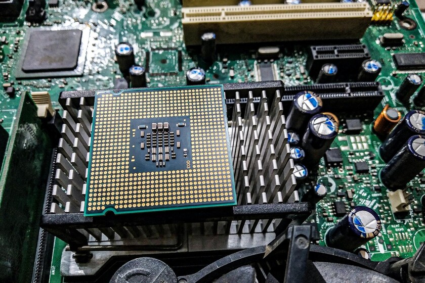 España y Europa plantean crear una industria de semiconductores propia: fondos para la autonomía frente a EEUU y Asia