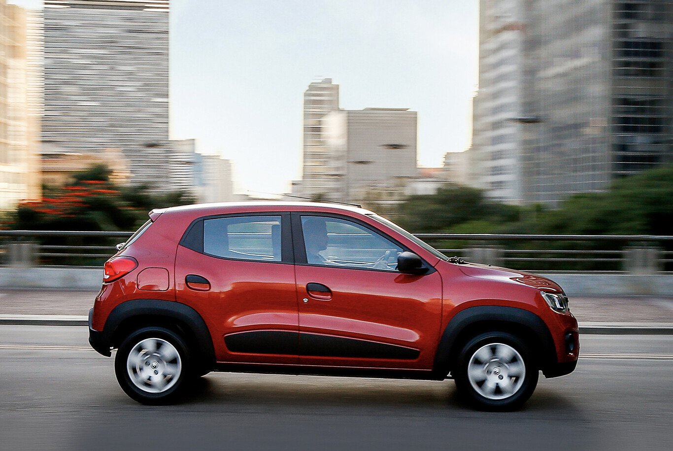 Sólo estos 8 autos nuevos quedan exentos del pago de tenencia en CDMX (y ninguno es automático)