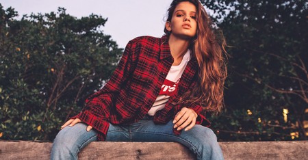 Renovar tu colección de camisetas te saldrá más barato en Levi's con esta selección tan top rebajadísimas