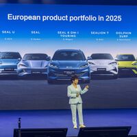 Volkswagen ha arrasado en China durante décadas. Ahora las marcas chinas se han dado cuenta de que tienen que copiar su estrategia para conquistar Europa 