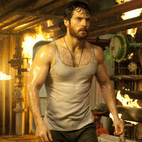 Casi 8 horas de sueño y entrenamiento 5 días a la semana. A sus 43 años, Henry Cavill se mantiene en unas condiciones físicas envidiables