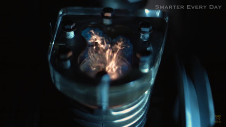 Este motor en slow-motion es lo más alucinantemente hipnótico que vas a ver hoy
