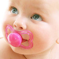 Chupete, ¿sí o no? Claves de uso, beneficios y riesgos en recién nacidos y bebés, según la ciencia