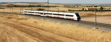 Si Renfe pierde viajeros en media distancia es por un motivo simple: "El ciudadano quiere un tren que pase a su hora y no se averíe" 