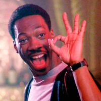 El protagonista de Superdetective en Hollywood no podía ser más diferente a Eddie Murphy, a cambio logramos una de las pelis de acción más infames de los 80