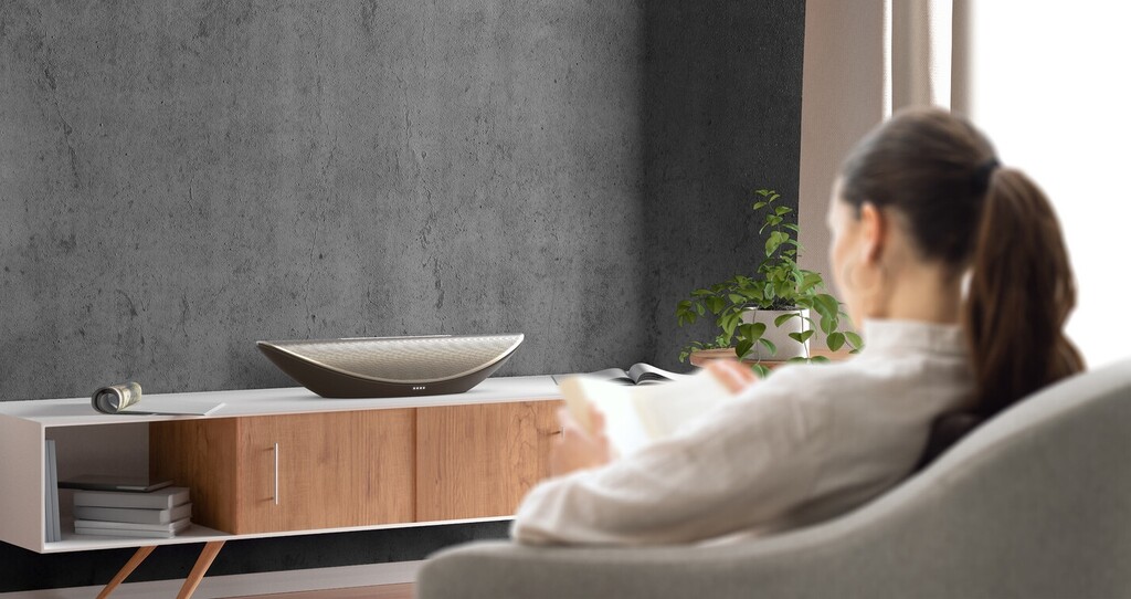 Cleer Audio presenta Crescent, un elegante altavoz inalámbrico de diseño compatible con Google Assistant