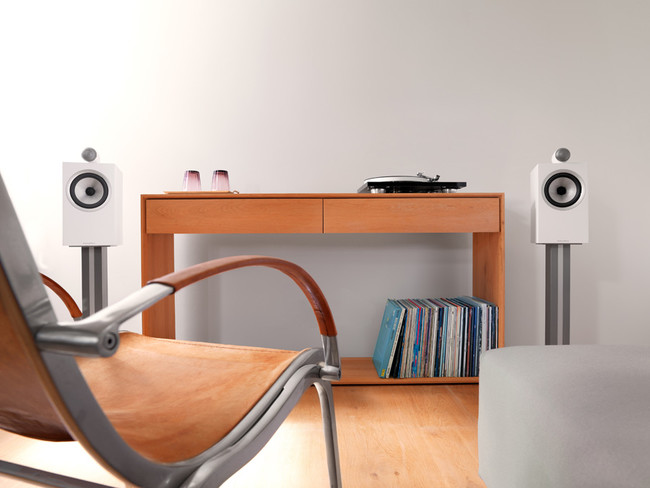 Bower & Wilkins Serie 700 S2