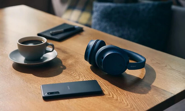 Auriculares Sony WH-CH720N