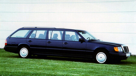 Mercedes Benz V124 Schulz