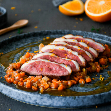 Cómo cocinar magret de pato: trucos para que esta receta que siempre triunfa en Navidad te quede perfecta