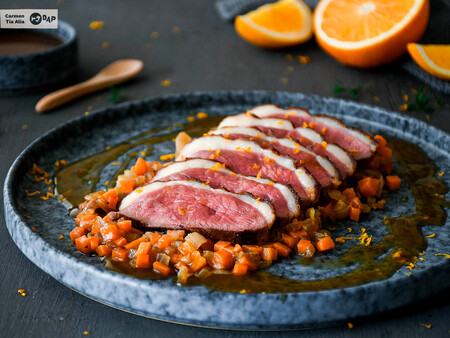 Cómo cocinar magret de pato: trucos para que esta receta que siempre triunfa en Navidad te quede perfecta
