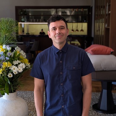 El cocinero de Mallorca que no saluda a los clientes y apenas sale de la cocina apunta a nuevo tres estrellas Michelin: “Odio todo lo que rodea al chef como figura” 