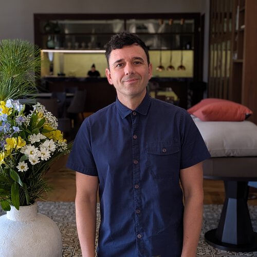 El cocinero de Mallorca que no saluda a los clientes y apenas sale de la cocina apunta a nuevo tres estrellas Michelin: “Odio todo lo que rodea al chef como figura” 