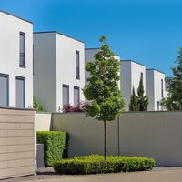 Cerraron la terraza por su cuenta y sin permiso y la comunidad les llevó a juicio: la reforma les terminó saliendo muy cara