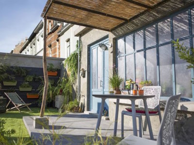 ¿Trabajas en casa? Este verano disfruta de un despacho al aire libre 