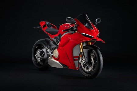 Ducati Panigale V4 2025 004
